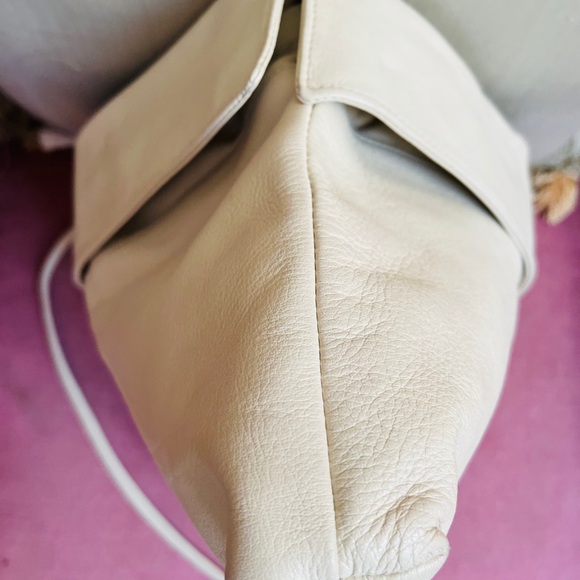 Vintage genuine leather shoulder handbag/convertible clutch-Macy’s Exclusive - Picture 8 of 13